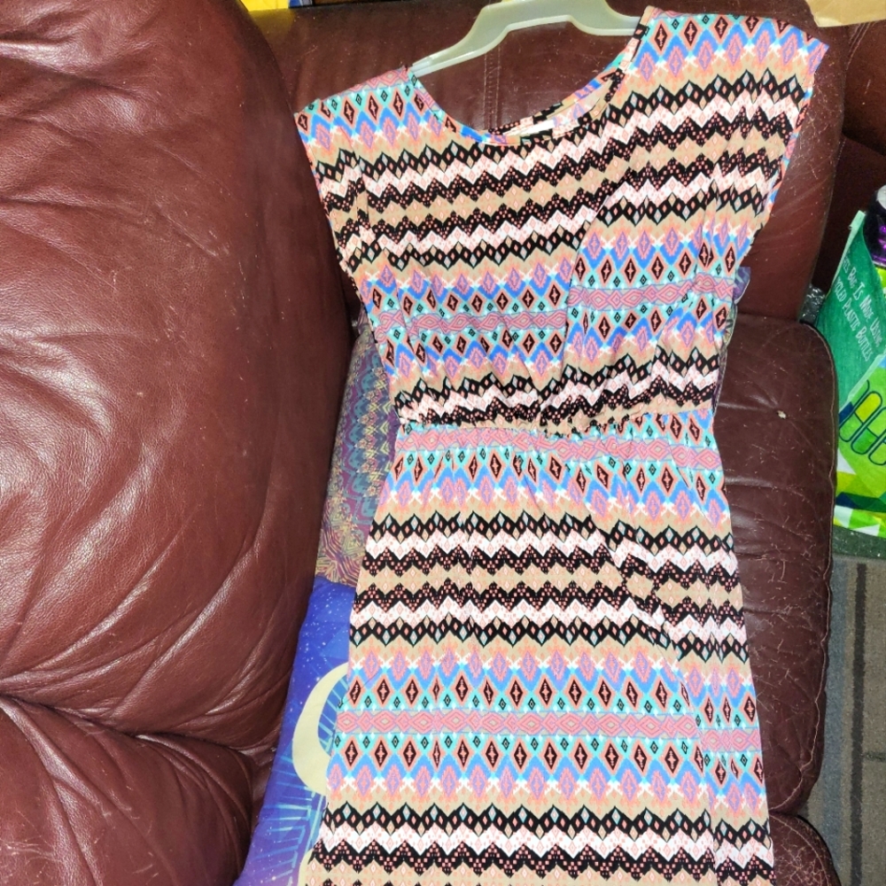 Women's Patterned Dress Like New Size M